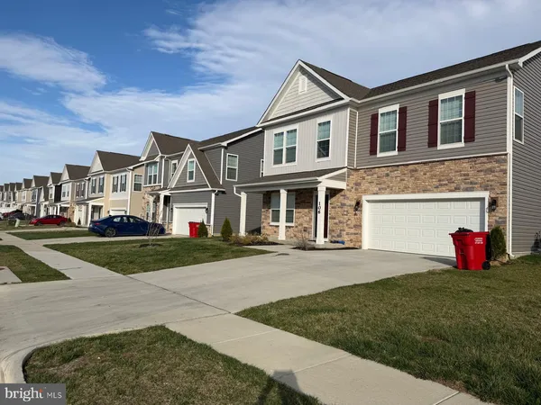 $2,850 | 106 Clerkenwell Drive, Stephens City, VA 22655