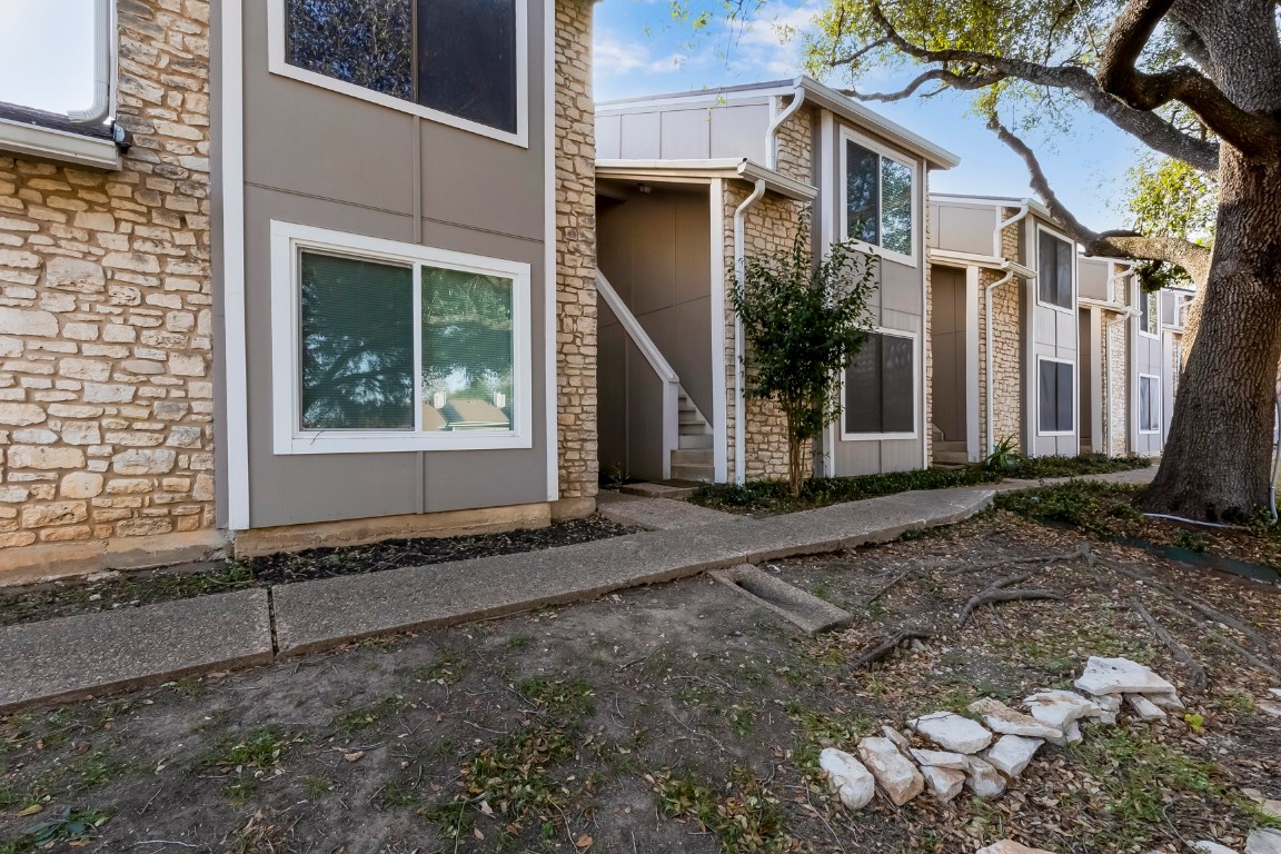 1740 Timber Ridge Road, Unit 136 Austin, TX 78741 - Photo 2 of 32