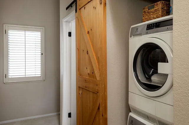 $1,998,000 | 269 Bush Street, Unit C, Mountain View, CA 94041