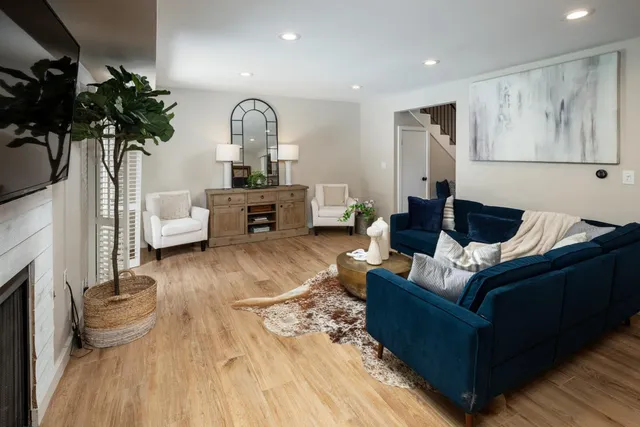 $1,998,000 | 269 Bush Street, Unit C, Mountain View, CA 94041