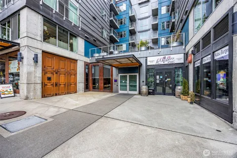 $475,000 | 1414 12th Avenue, Unit 203, Seattle, WA 98122