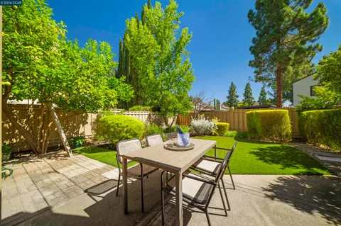 $989,000 | 1809 Stratton Circle, Walnut Creek, CA 94598