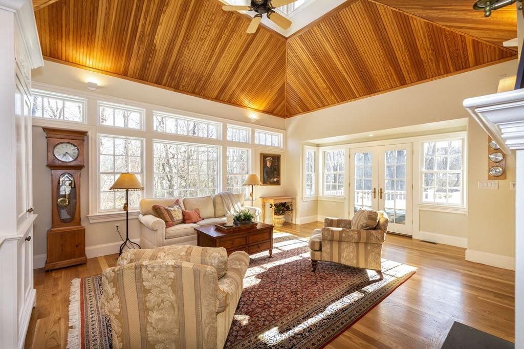21 Dreamwold Road Scituate, MA 02066 - Photo 8 of 42 Gallery Image 8