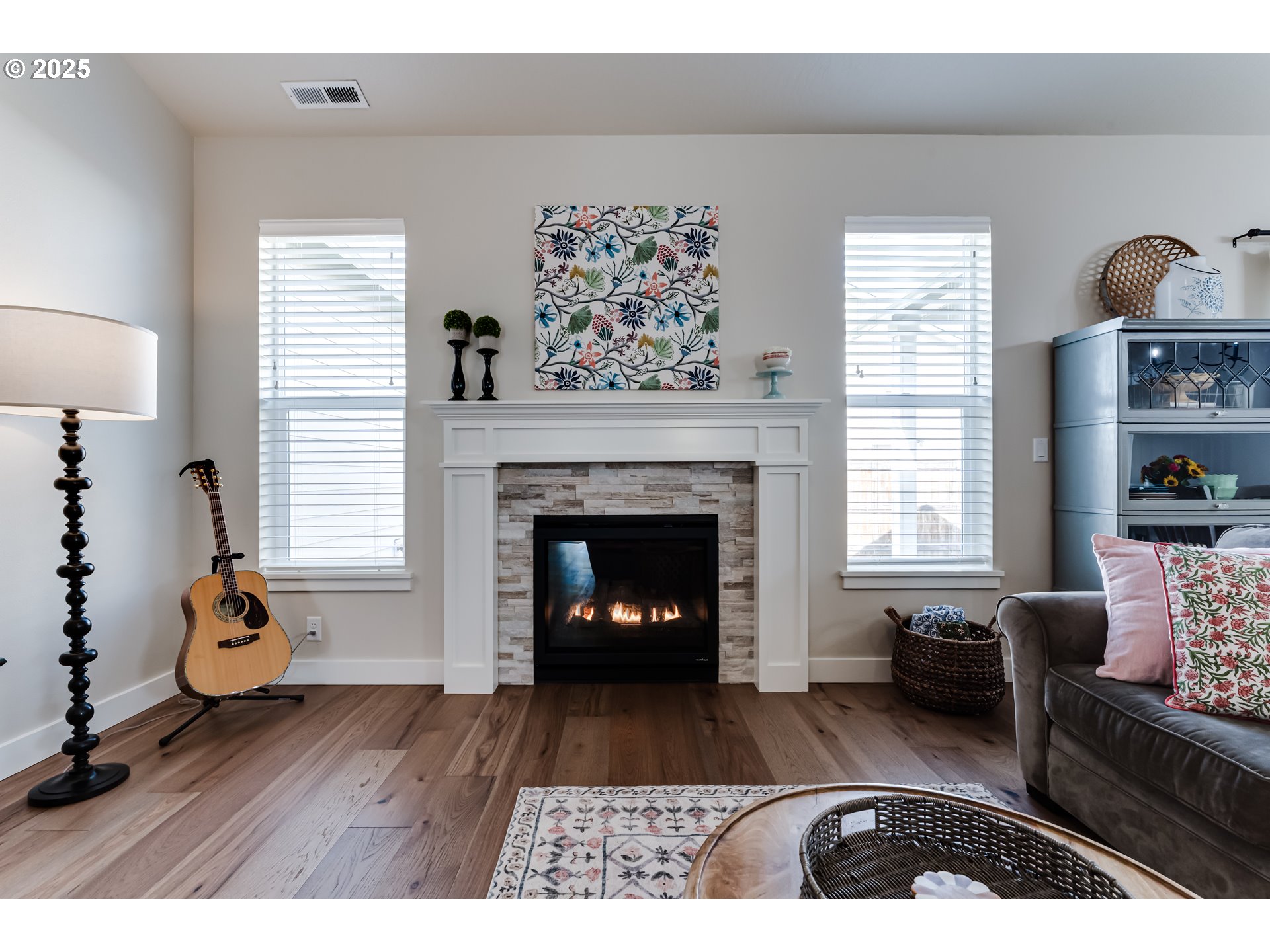 3266 Mountain Crk Lane Springfield, OR 97478 - Photo 13 of 42 a living room with furniture and a fireplace