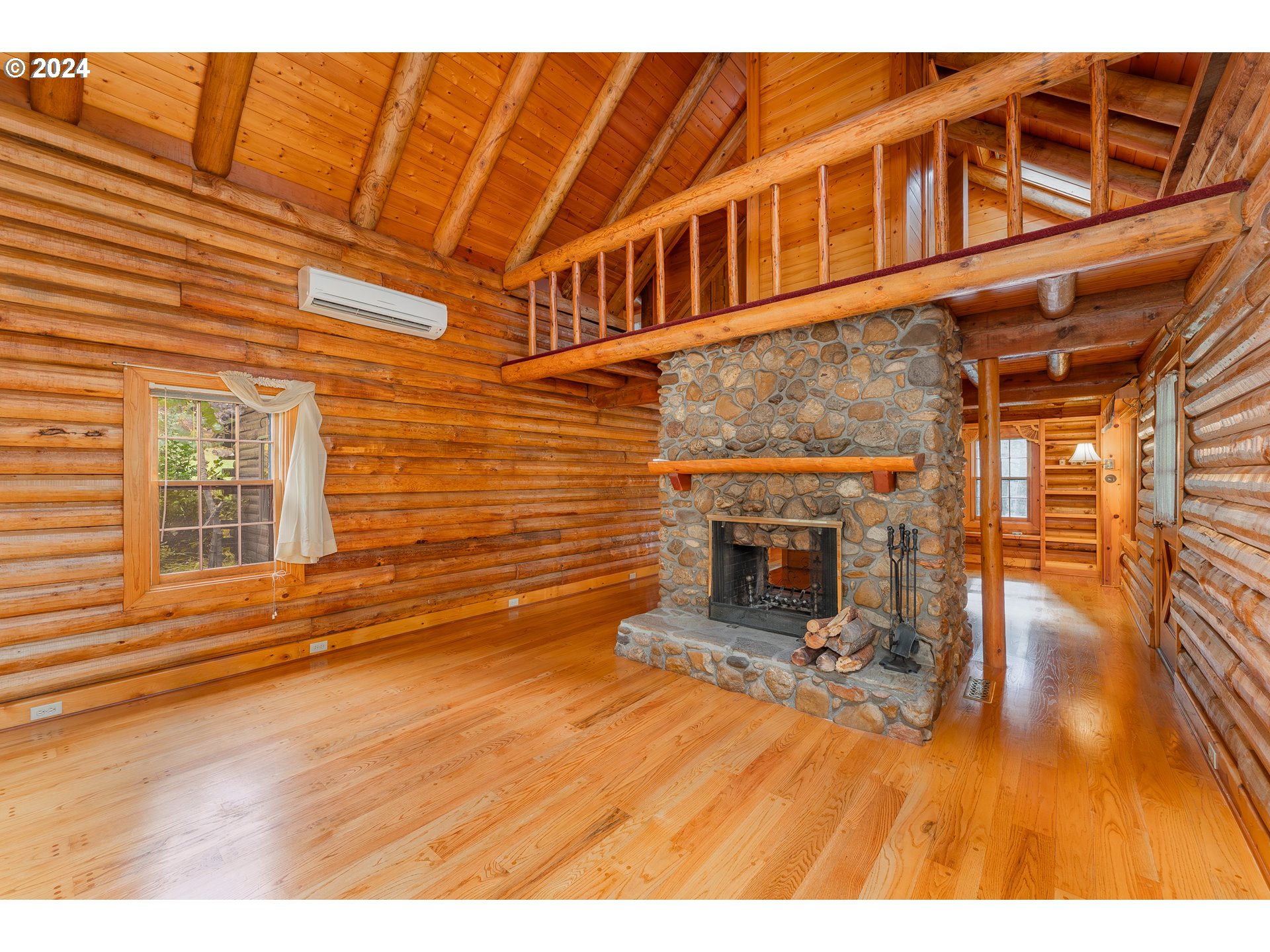 896 Troy Road Oakland, OR 97462 - Photo 5 of 48 Gallery Image 5