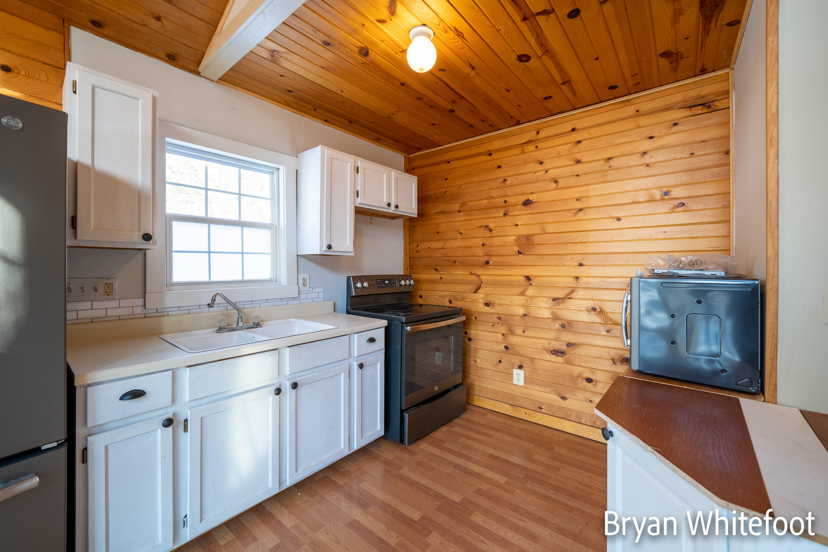 5940 McKibbin Road Delton, MI 49046 - Photo 16 of 60 5940 McKibben Rd, Delton, MI 49046-16