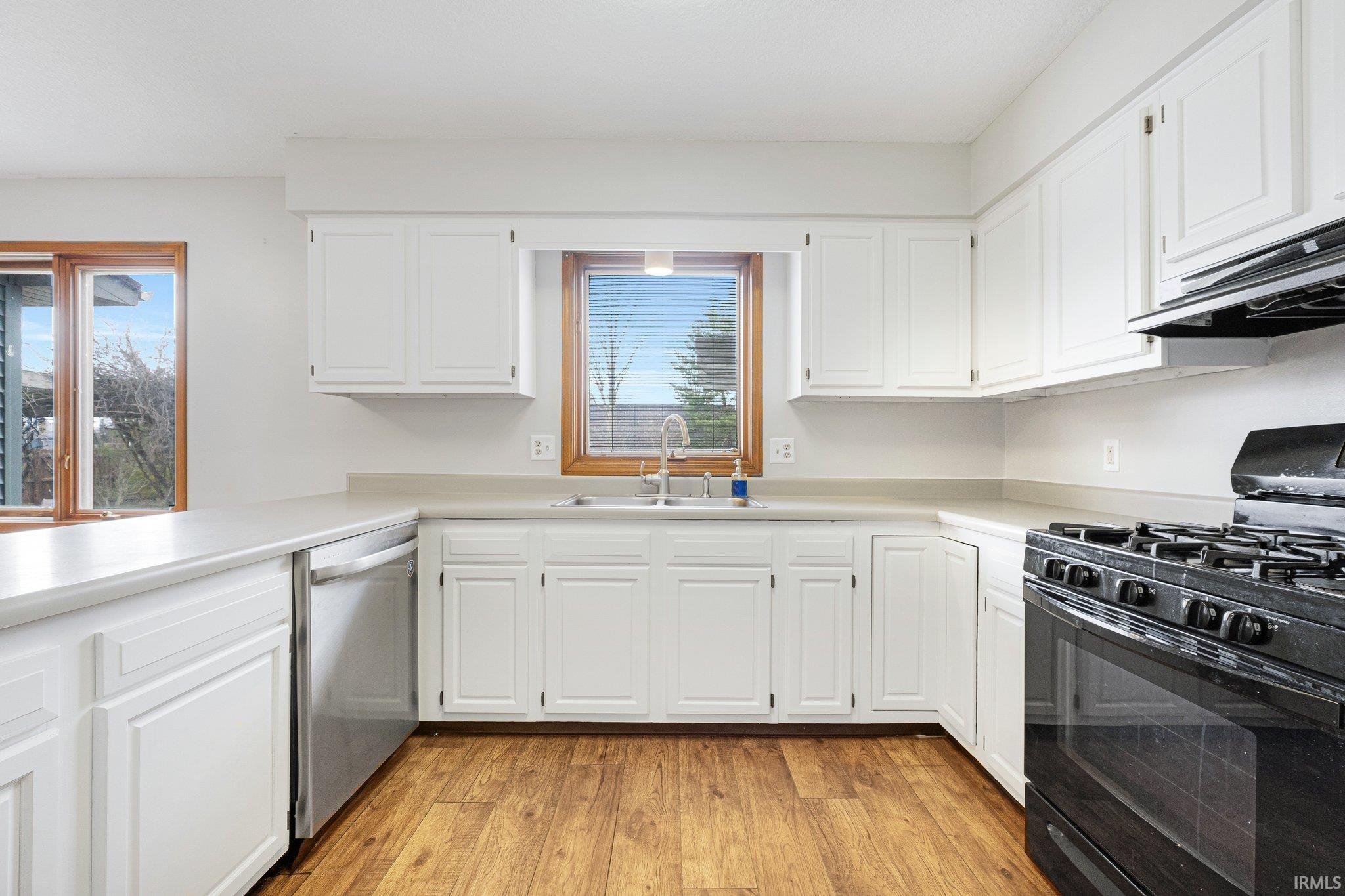 1214 Timberlake Trail Fort Wayne, IN 46804 - Photo 11 of 36