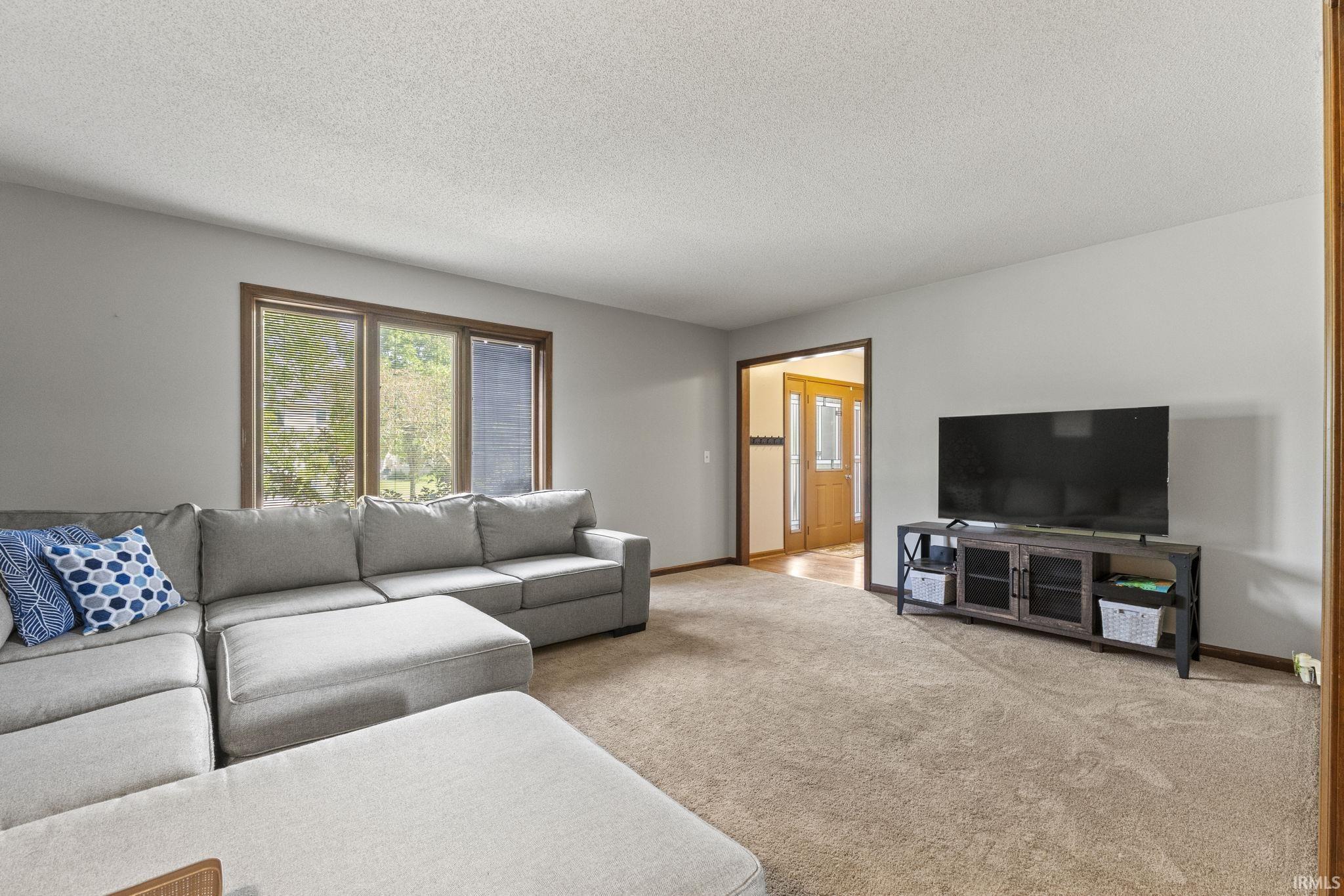 1214 Timberlake Trail Fort Wayne, IN 46804 - Photo 13 of 36