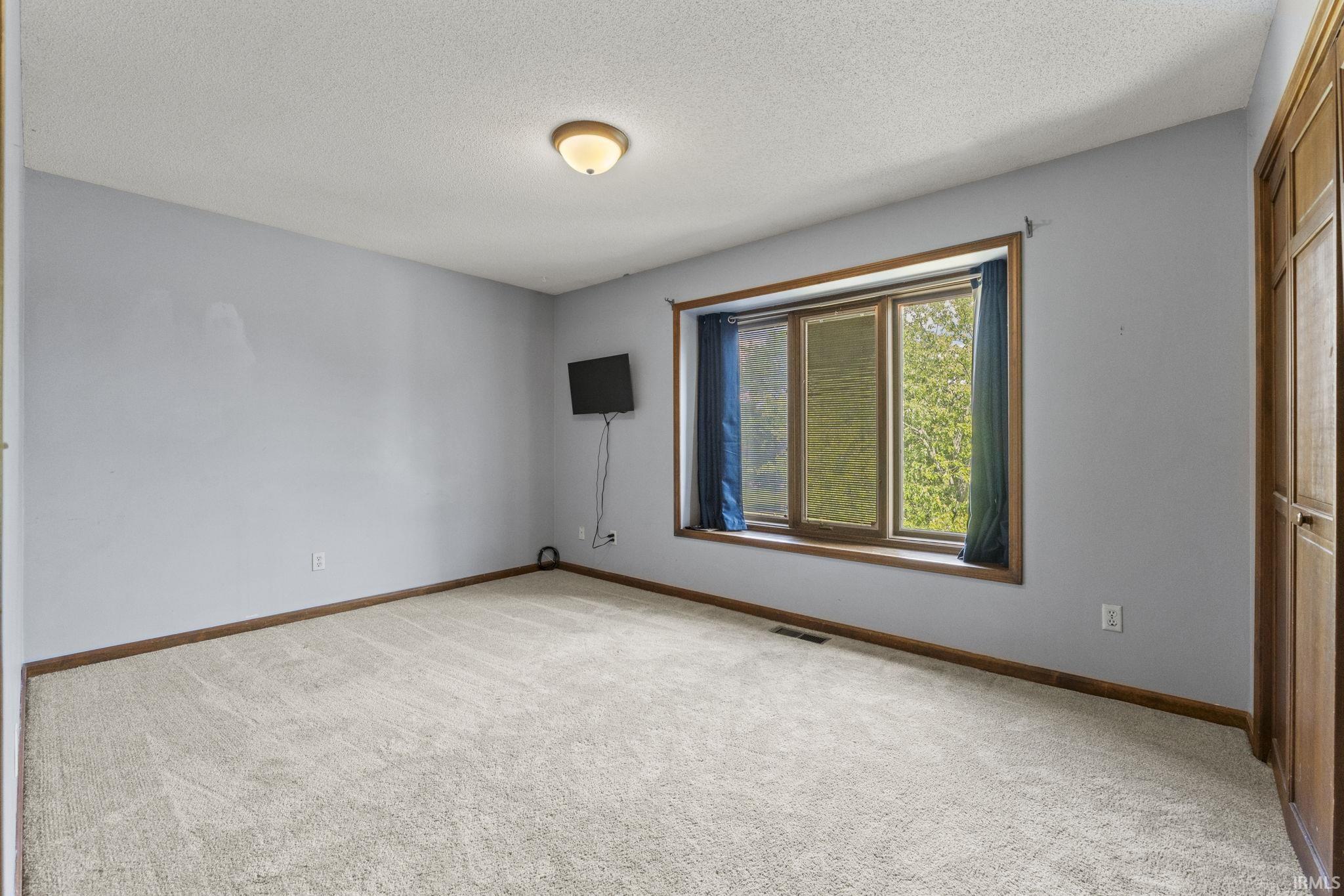 1214 Timberlake Trail Fort Wayne, IN 46804 - Photo 19 of 36