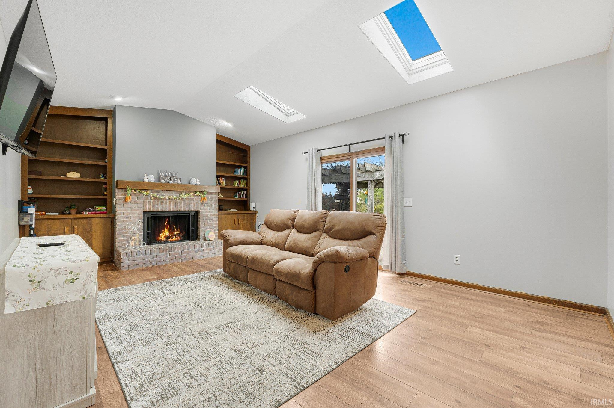 1214 Timberlake Trail Fort Wayne, IN 46804 - Photo 4 of 36