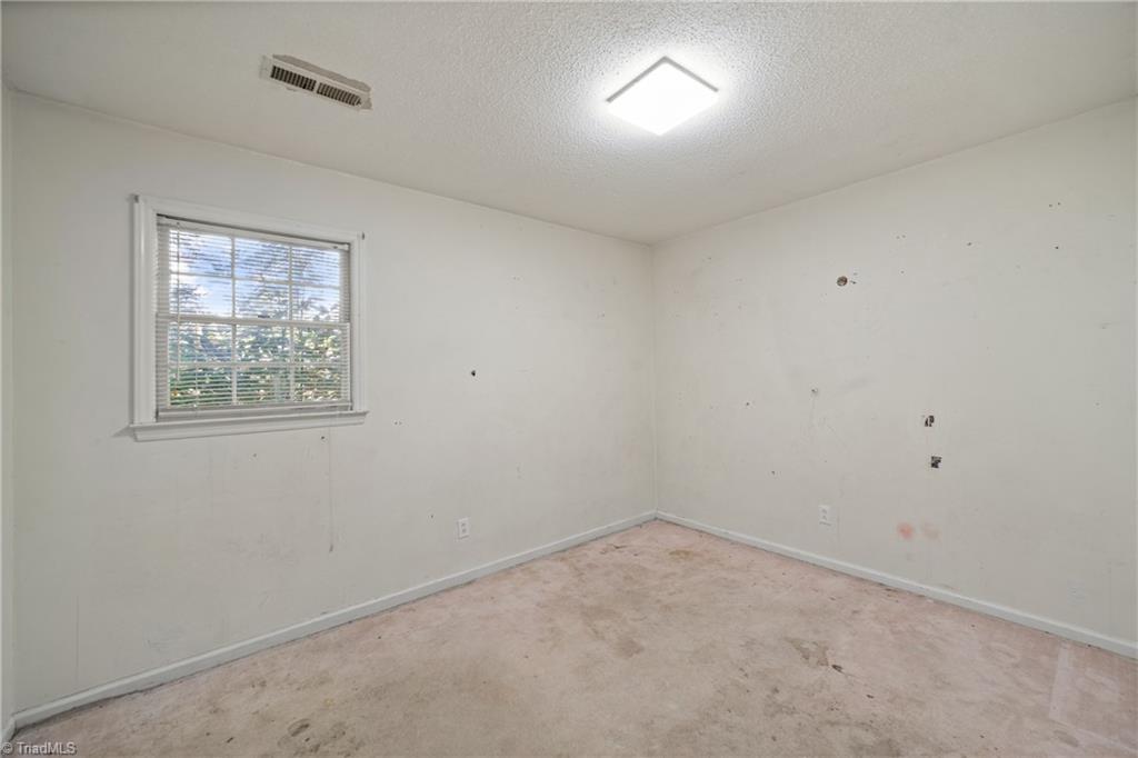 9241 Sahabi Road Kernersville, NC 27284 - Photo 13 of 25 Bedroom