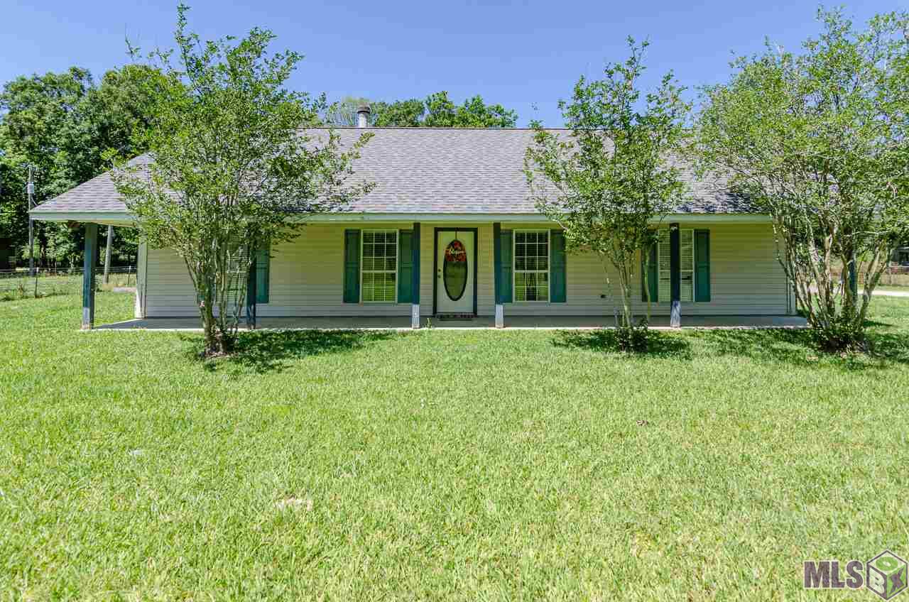 17130 Charlie Brown Road Prairieville, LA 70769 - Photo 1 of 29 3 bed/2bath on 1 acre