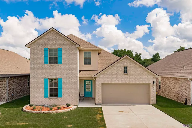 $290,000 | 5645 Oak Trace Drive, St. Gabriel, LA 70776