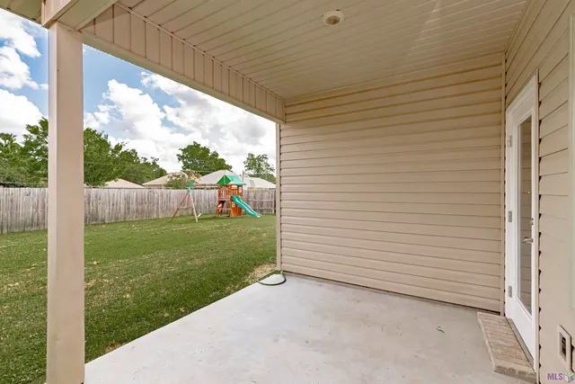 $290,000 | 5645 Oak Trace Drive, St. Gabriel, LA 70776