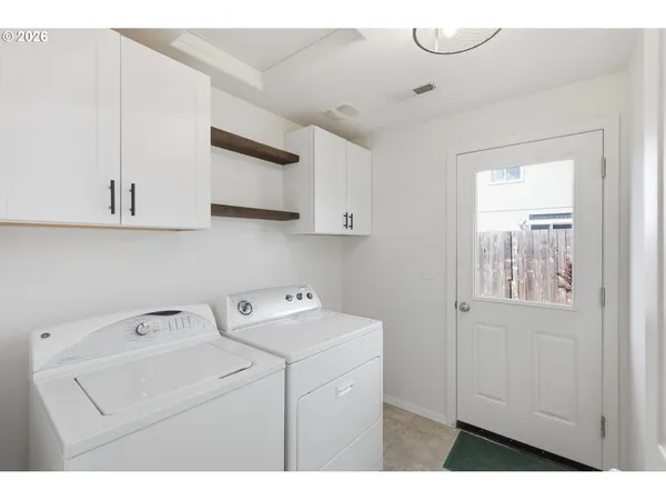 $355,000 | 5754 Orchid Lane, Springfield, OR 97478