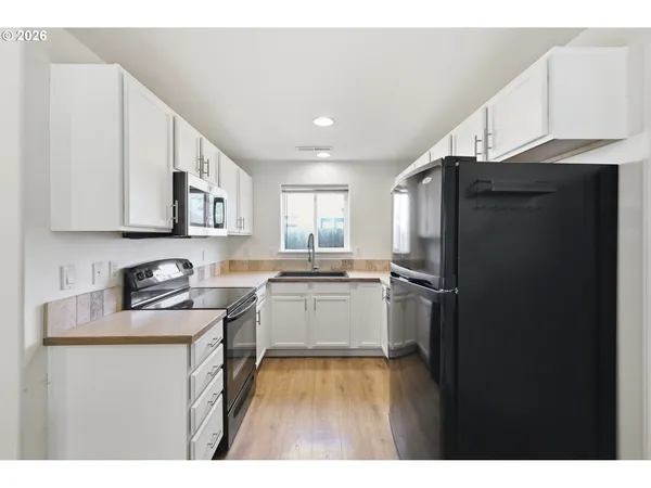 $355,000 | 5754 Orchid Lane, Springfield, OR 97478