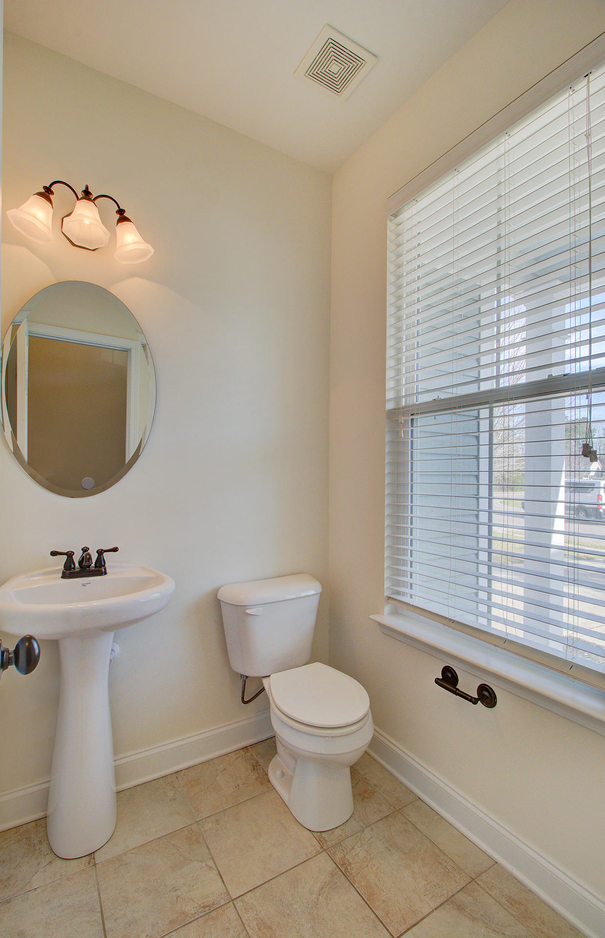122 Instructor Court Ladson, SC 29456 - Photo 15 of 33 15