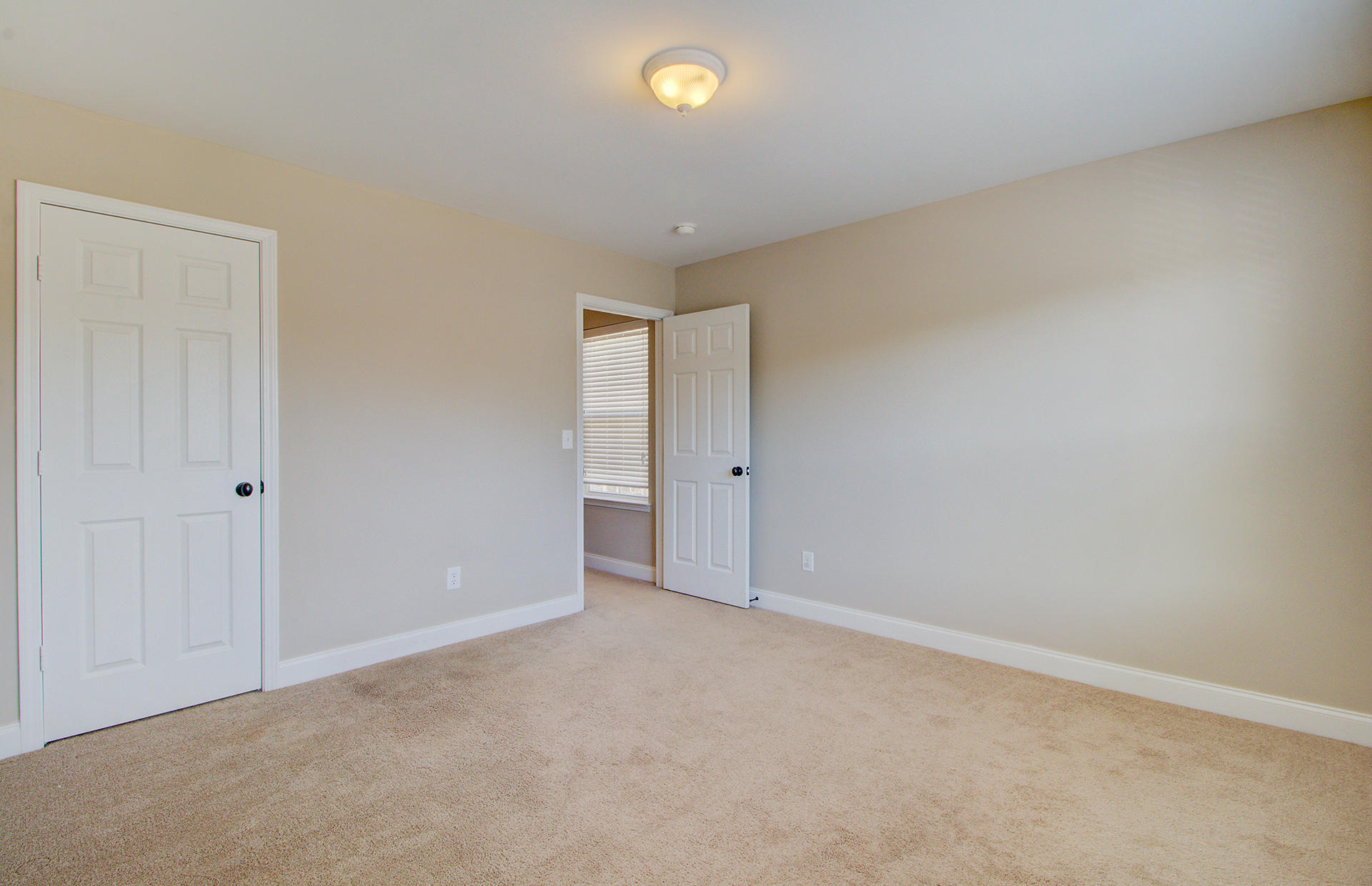 122 Instructor Court Ladson, SC 29456 - Photo 18 of 33 18