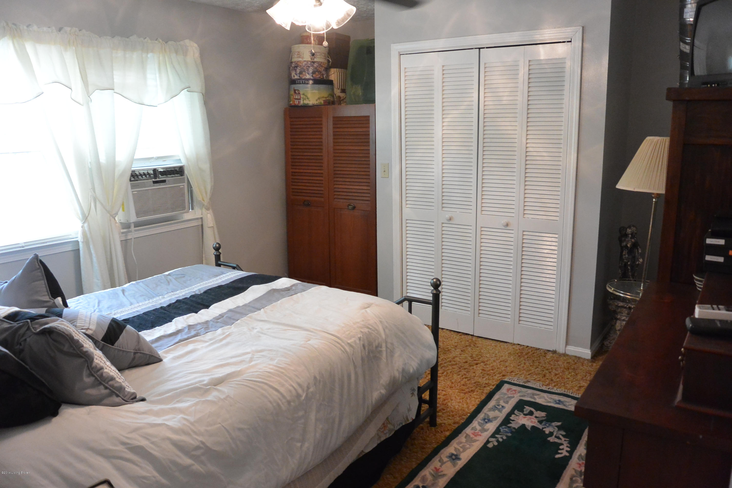 709 Fredericktown Road Springfield, KY 40069 - Photo 24 of 29 Bedroom
