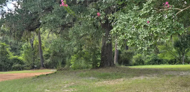 $1,150 | 2266 Young Road, Livingston, TX 77351