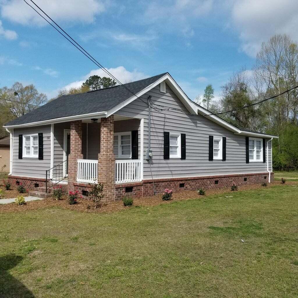 150 Pidgeon Bay Road Summerville, SC 29483 - Photo 2 of 11 20230608032005064593000000-o