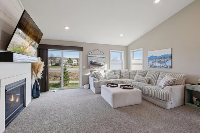 $474,927 | 1340 Chestnut Circle, Carver, MN 55315