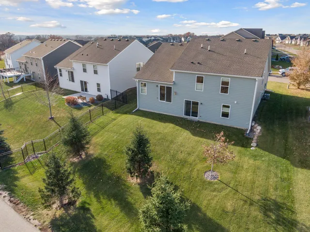 $474,927 | 1340 Chestnut Circle, Carver, MN 55315