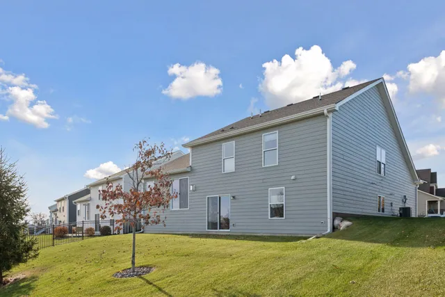 $474,927 | 1340 Chestnut Circle, Carver, MN 55315