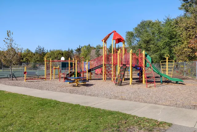 $474,927 | 1340 Chestnut Circle, Carver, MN 55315