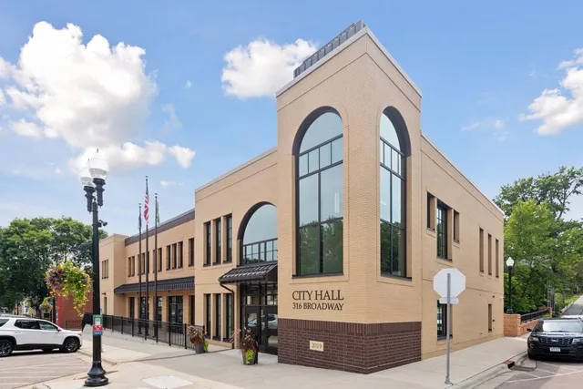 $474,927 | 1340 Chestnut Circle, Carver, MN 55315