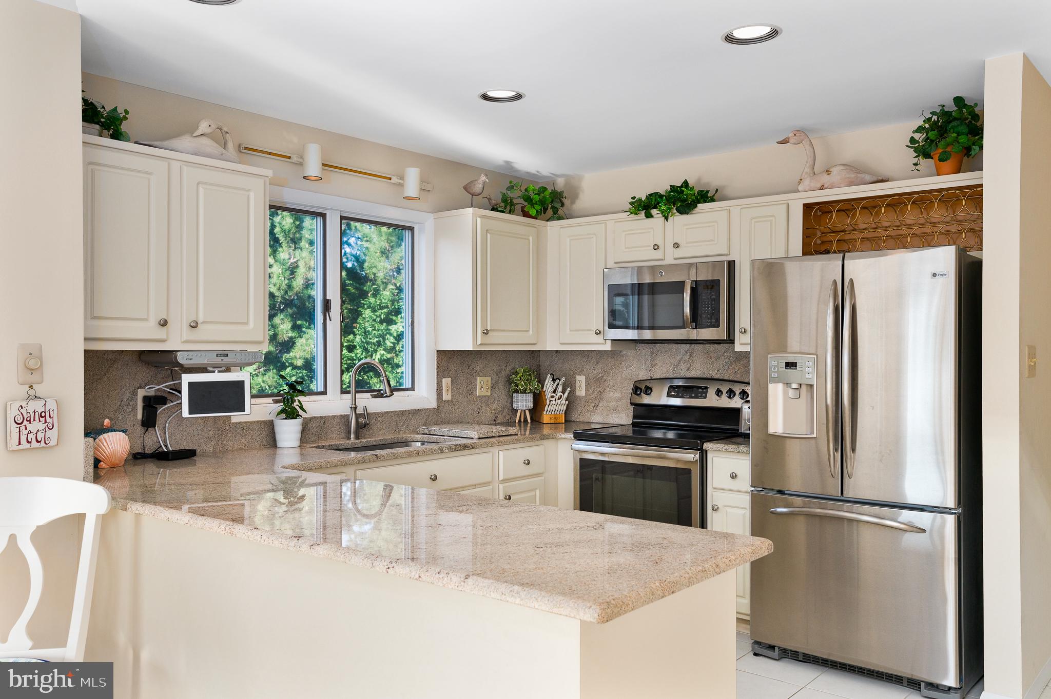 36 B Long Beach Boulevard Long Beach Township, NJ 08008 - Photo 8 of 34