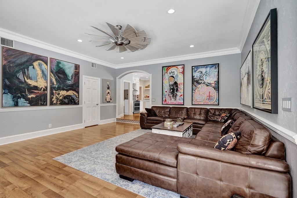 820 Hibiscus Street Boca Raton, FL 33486 - Photo 14 of 40 Family Room