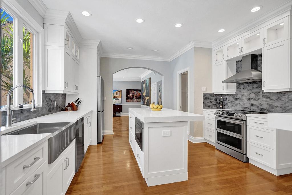 820 Hibiscus Street Boca Raton, FL 33486 - Photo 4 of 40 New Contemporary Kitchen