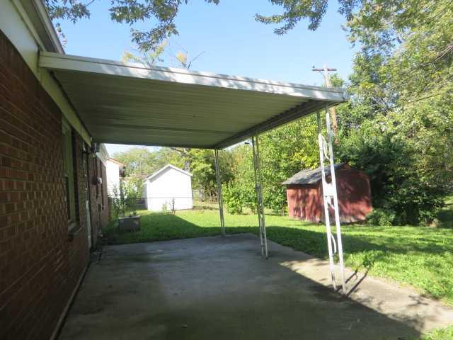 7846 Gilmore Road Indianapolis, IN 46219 - Photo 3 of 10 Gallery Image 3