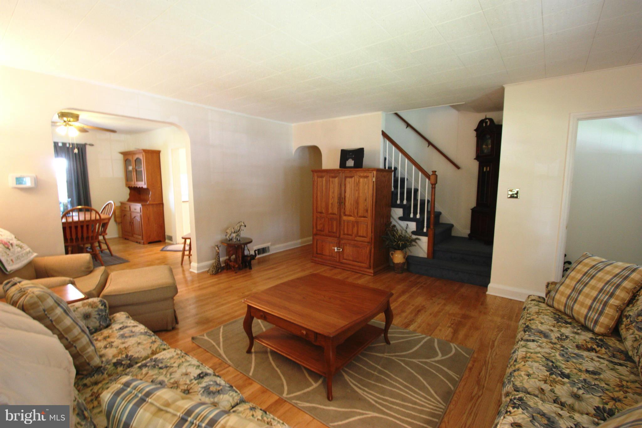 1709 Glen Ridge Road Parkville, MD 21286 - Photo 12 of 30 END UNITS HAVE LARGER ROOMS THAN INTERIOR ONES