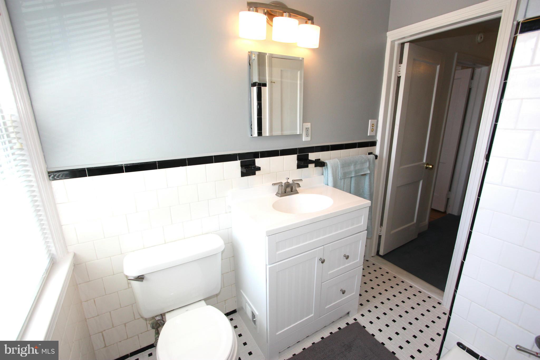 1709 Glen Ridge Road Parkville, MD 21286 - Photo 16 of 30 2015: UPDATED 2ND FLOOR BATH