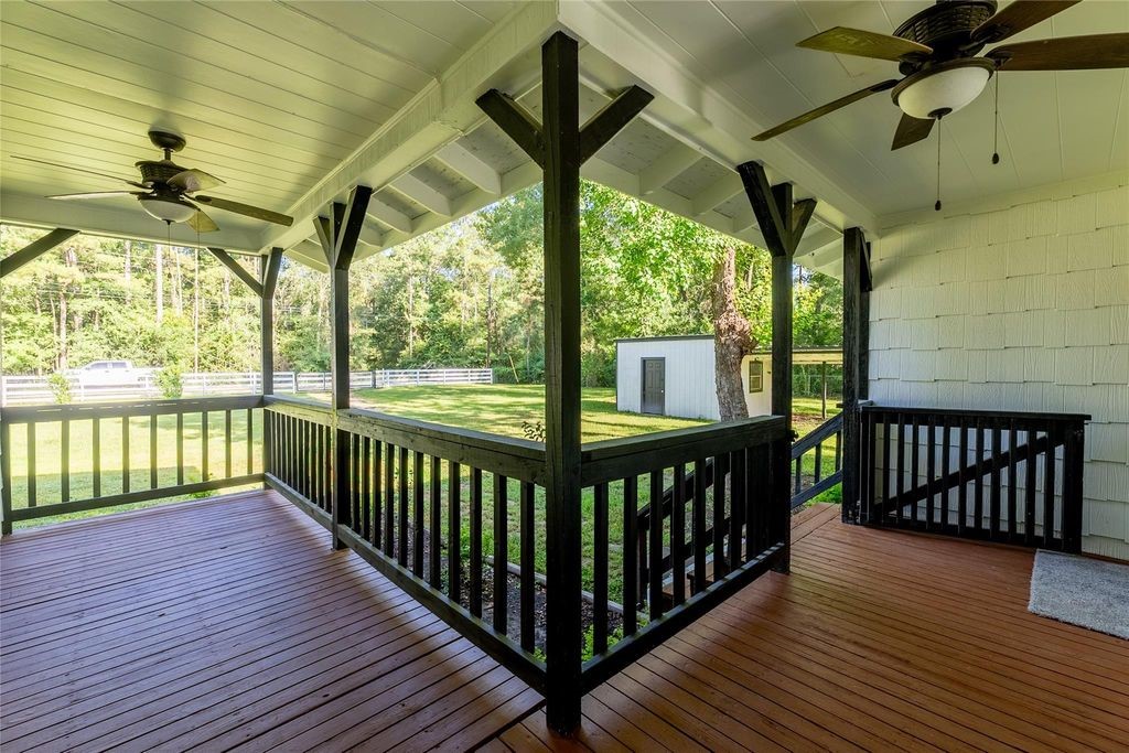 7728 White Rock Road Cleveland, TX 77328 - Photo 31 of 36 a view of a porch