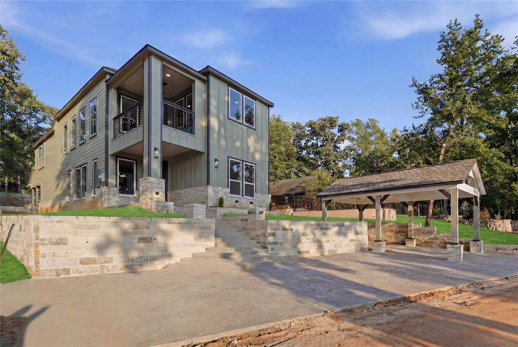 2150 Lakeview Mabank, TX 75156 - Photo 34 of 36 a front view of a building with street view