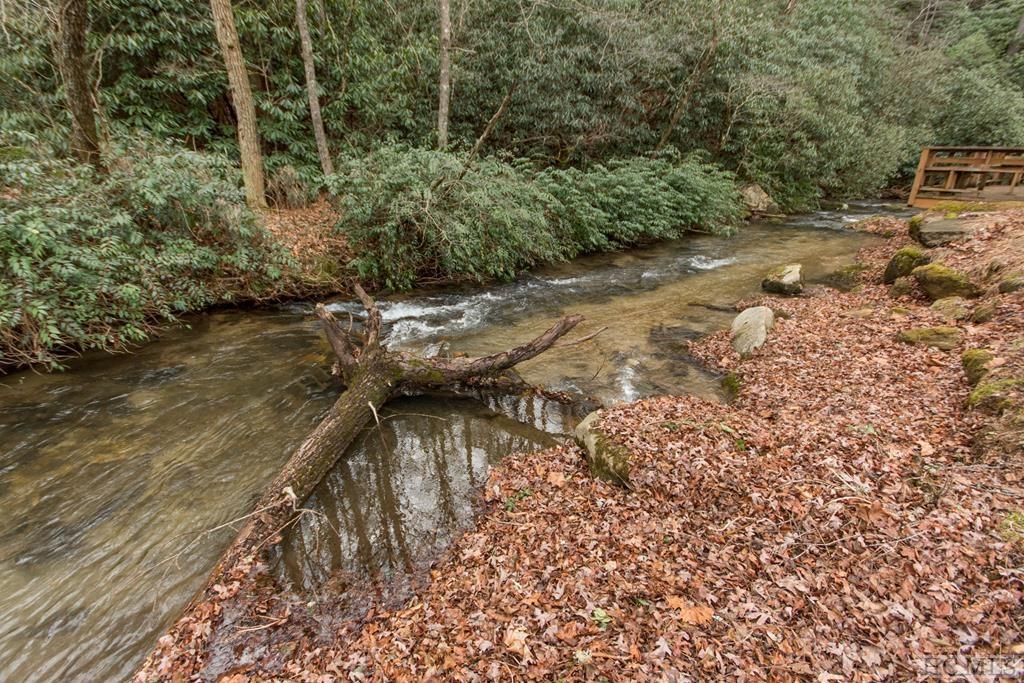 4525 Tessentee Road Franklin, NC 28734 - Photo 61 of 72 Gallery Image 61