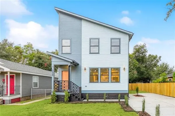 $2,100 | 9528 Stroelitz Street, New Orleans, LA 70118