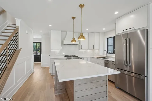 $1,595,000 | 27 Willow Street, Unit A, Millburn, NJ 07041