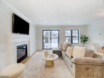 $1,595,000 | 27 Willow Street, Unit A, Millburn, NJ 07041