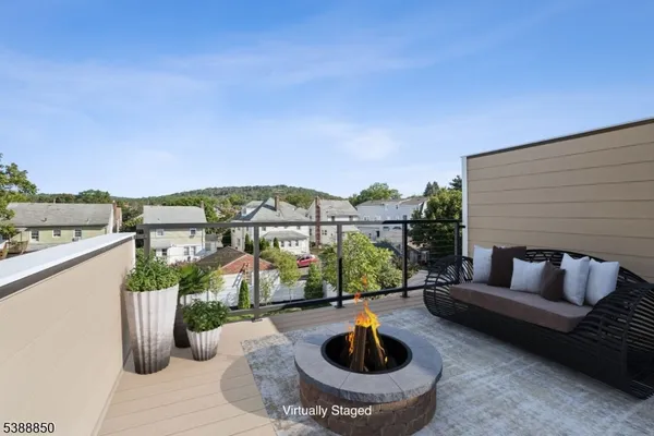 $1,595,000 | 27 Willow Street, Unit A, Millburn, NJ 07041