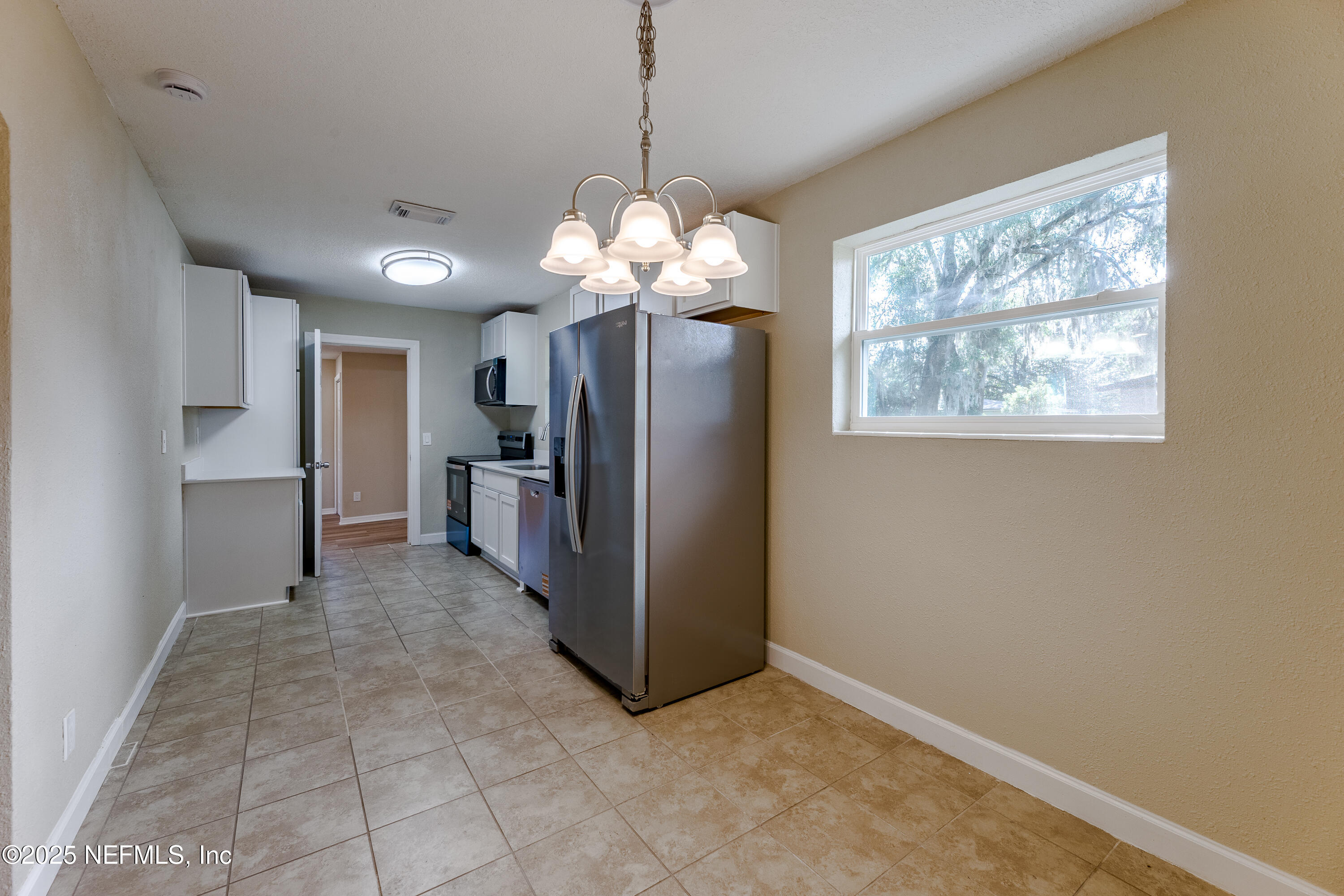 6926 Corday Road Jacksonville, FL 32208 - Photo 5 of 16 6926-18