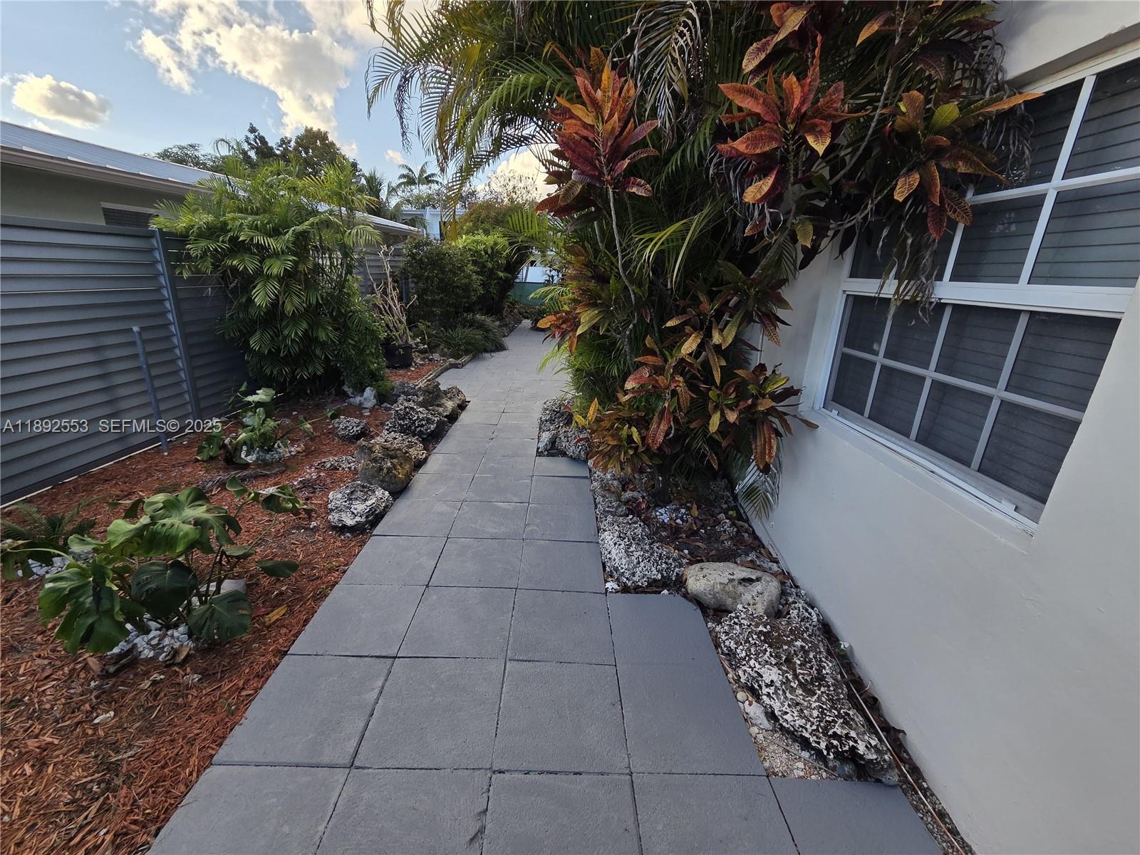 9100 Southwest 95th Avenue, Unit 9100 Miami, FL 33176 - Photo 26 of 37