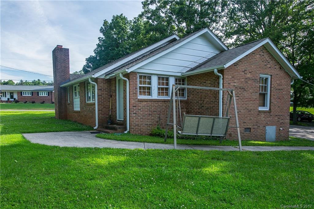 32563 Pennington Road Albemarle, NC 28001 - Photo 5 of 24 Gallery Image 5