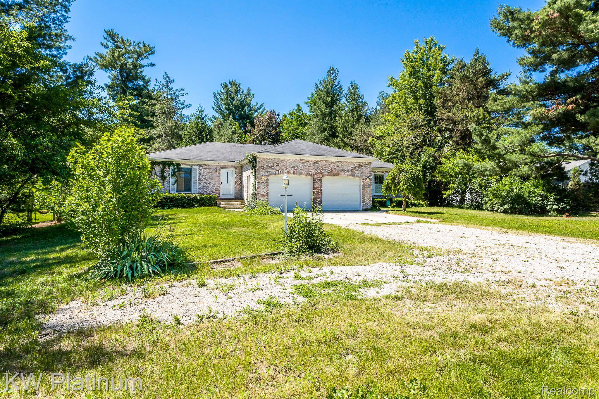 3661 Myrtle Road Fort Gratiot, MI 48059 - Photo 4 of 51 Reverse Angle