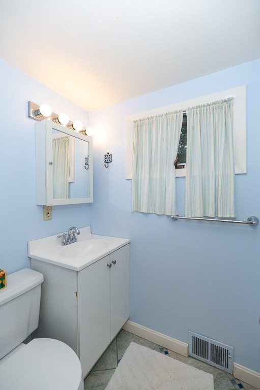 7 Lighthouse Way Gloucester, MA 01930 - Photo 20 of 25