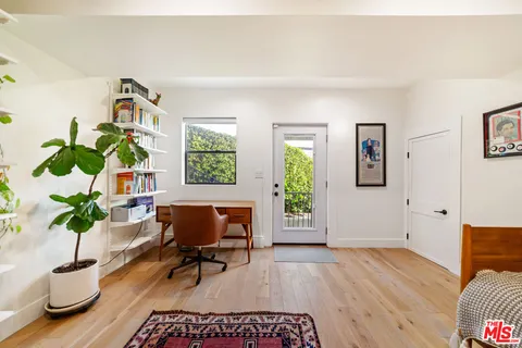 $1,750,000 | 3469 Glenalbyn Drive, Los Angeles, CA 90065