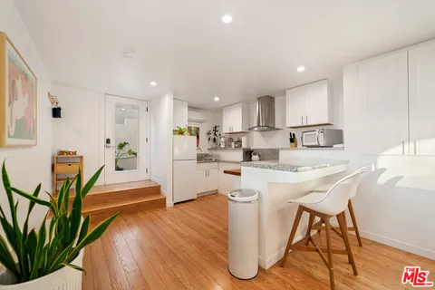 $1,750,000 | 3469 Glenalbyn Drive, Los Angeles, CA 90065